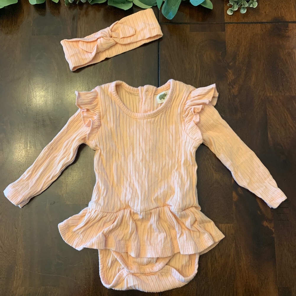 Monica and Andy Organic Cotton Body Suit 6-9 Months